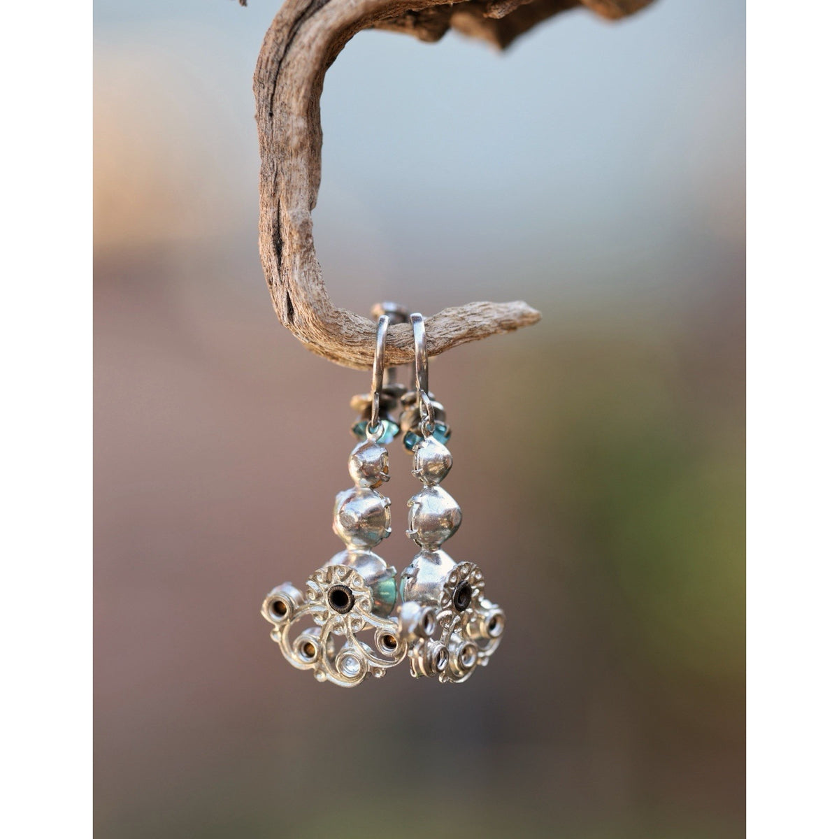 Vintage Aqua Rhinestone Screwback Dangle Earrings Mid Century Silver Tone