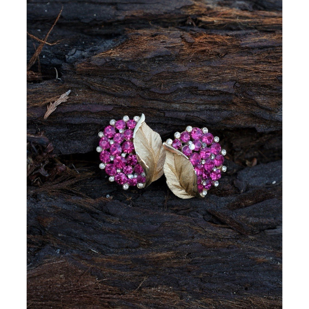 Trifari Crown Fuchsia Rhinestone Cluster Clip Earrings Gold Tone Leaf Vintage