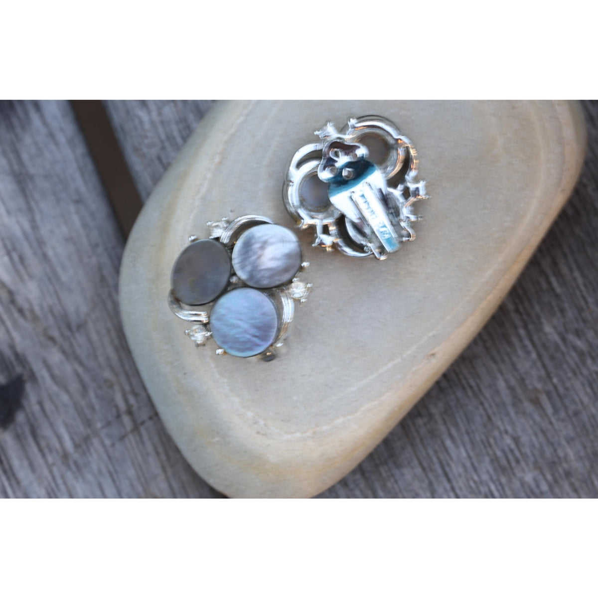 Vintage Lisner Mother of Pearl Clip Earrings | Signed 1950s Silver Tone Cluster | Grey & White Shell Discs with Rhinestones | Mid Century