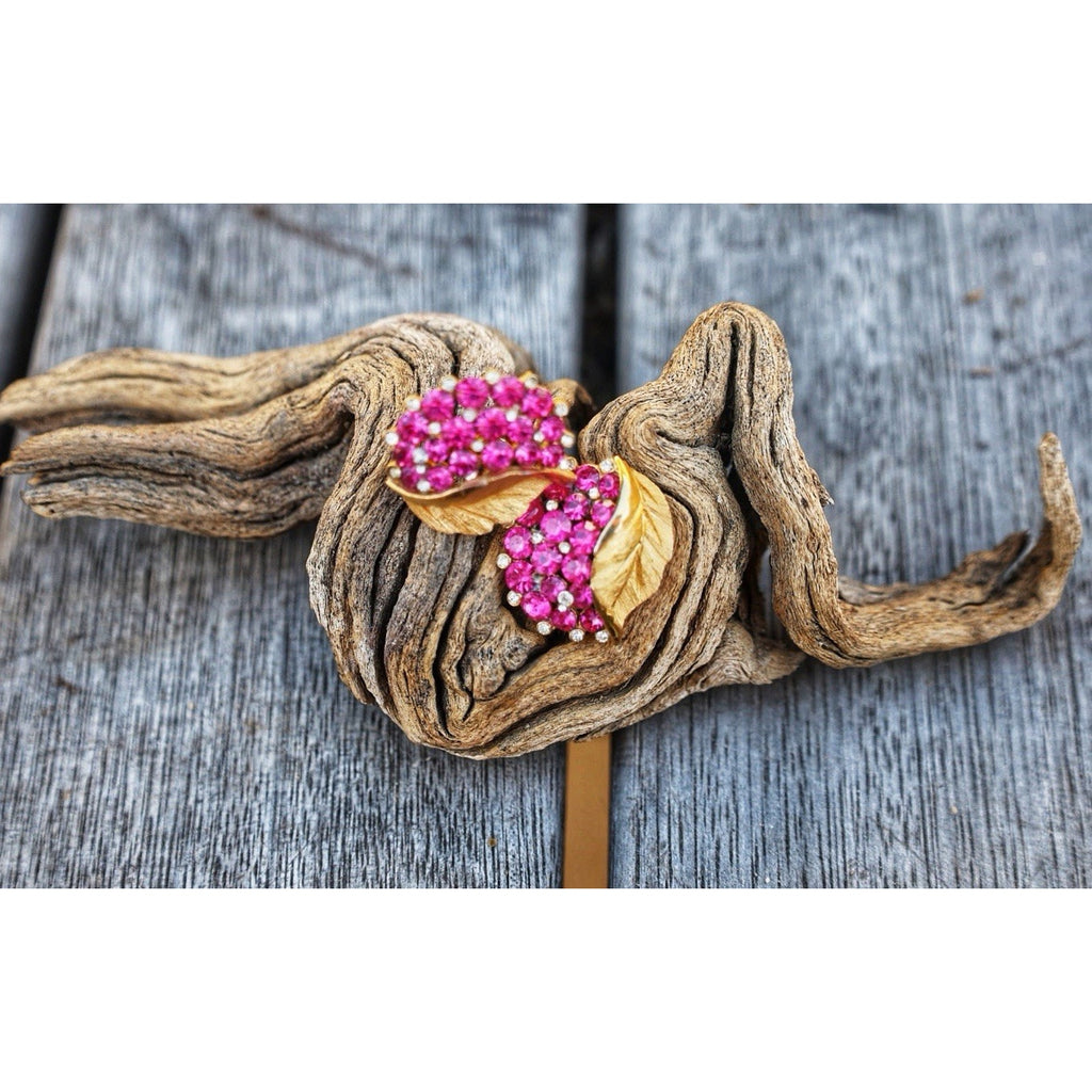 Trifari Crown Fuchsia Rhinestone Cluster Clip Earrings Gold Tone Leaf Vintage