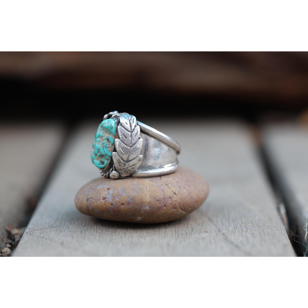 Vintage Southwest Sterling Silver Turquoise Leaf Ring Size 10.25 | Heavy 15.6g Men’s Ring | Navajo Style Split Shank | Hand Carved Leaves