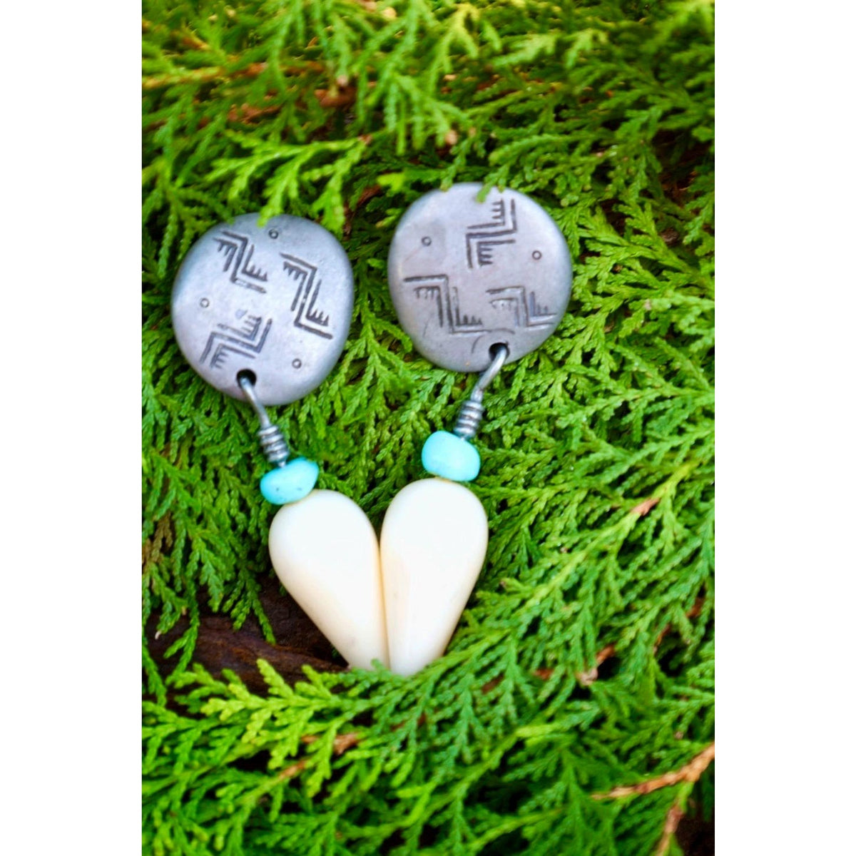 Ben-Amun Signed Southwest Etched Disc Clip-On Earrings Turquoise Bone Drop Dangle Vintage