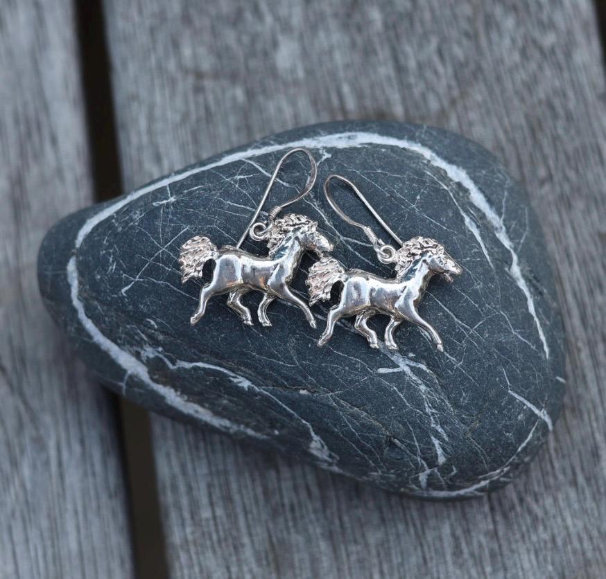 Silver Horse Earrings | 3D Running Horse | Southwest Style | 925 Hook Back | vintage sterling