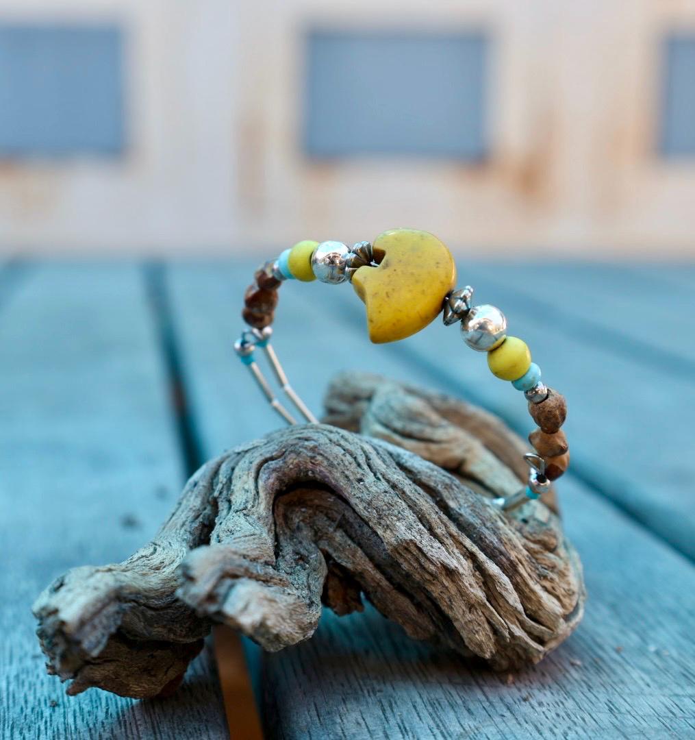 Native American Charm Bracelet Yellow Bear Fetish Juniper Seed