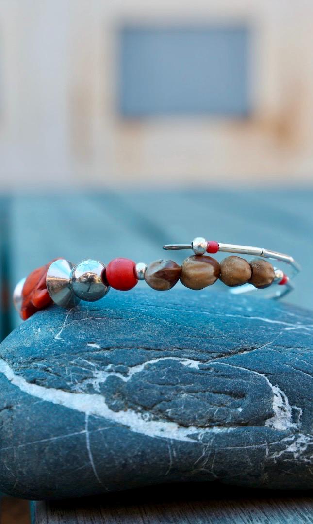 Turtle Charm Juniper Seed Bracelet | Native American Beaded | Southwestern