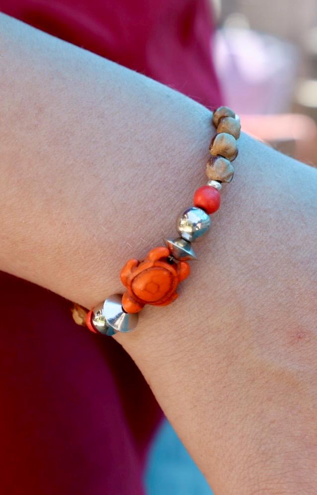 Turtle Charm Juniper Seed Bracelet | Native American Beaded | Southwestern